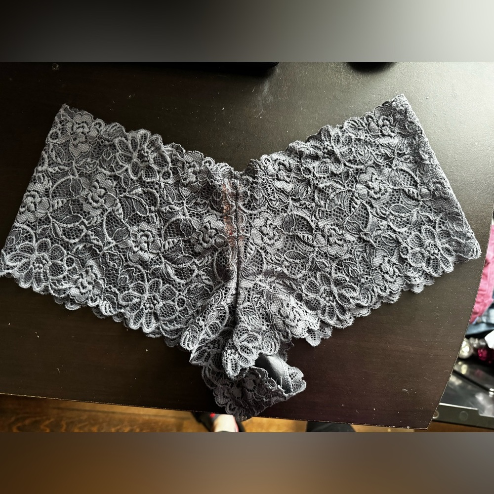 Victoria’s Secret Lace Panties NWT